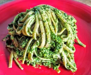 Ricetta Linguine al Pesto di Cavolo Nero