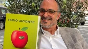 "Chi possiede i frutti della terra" di Fabio Ciconte